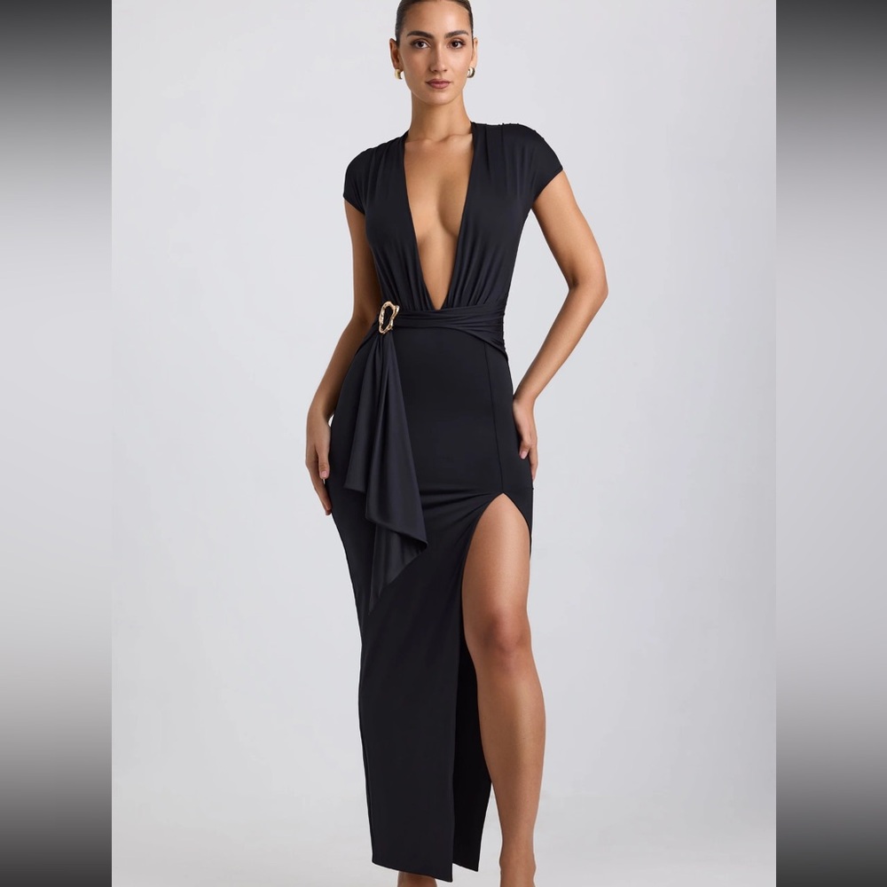 OH POLLY- NWT- Slinky Jersey Plunge Hardware Detail Maxi
Dress in Black-SIZE 8 - Picture 3 of 6